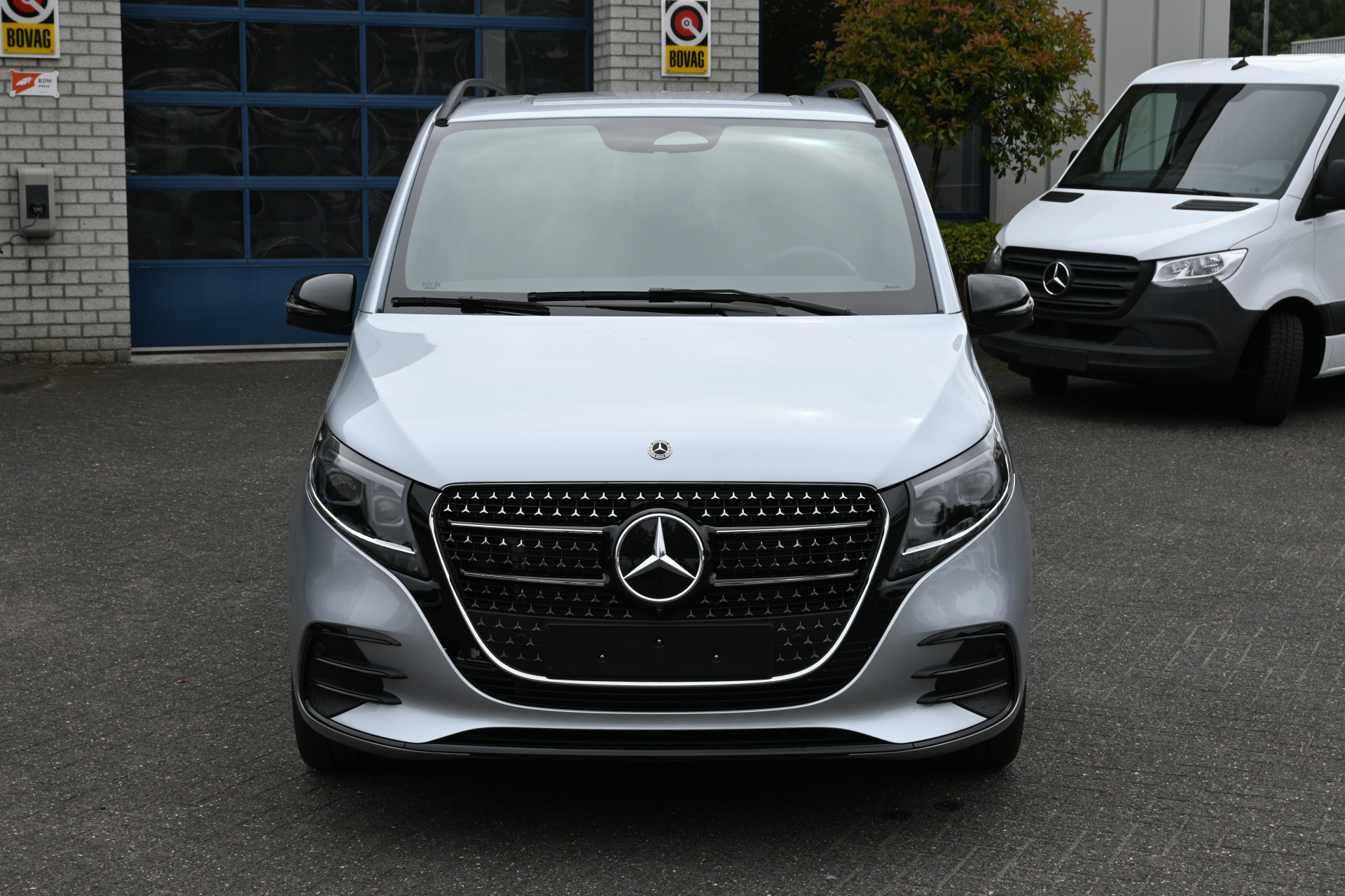 45933067-1.jpg